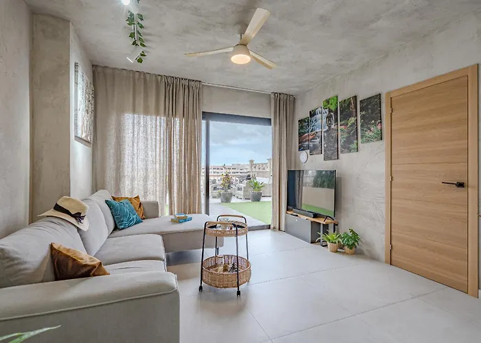 Bali Smart Hi-end Services Media Streaming