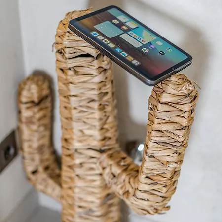 Bali Smart Hi-end Services Media Streaming * Адехе