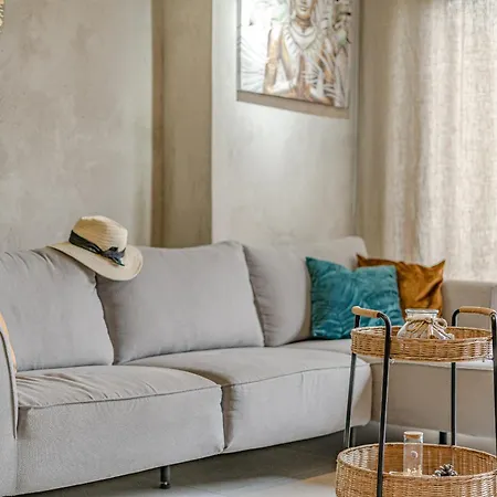 Bali Smart Hi-end Services Media Streaming *